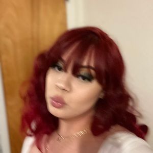 Meet your Posher, Maria o